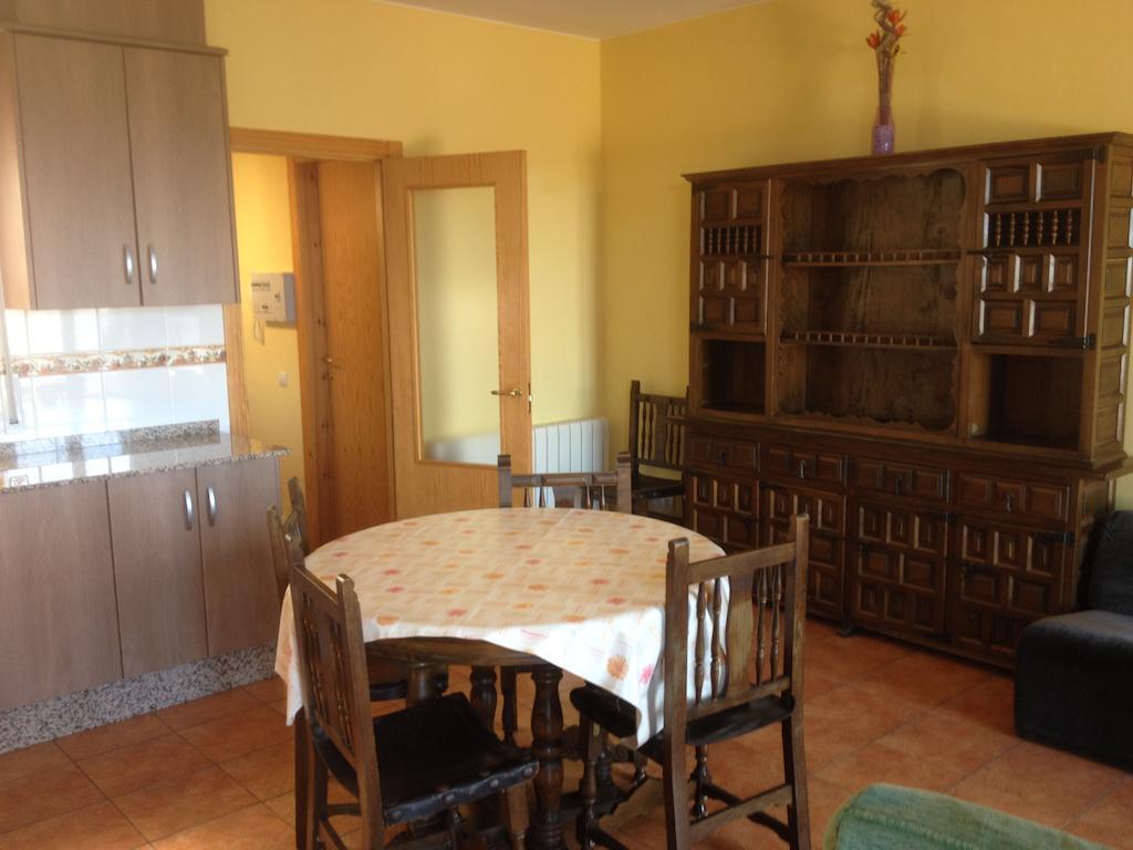 Apartaments La Fabrica Horta de Sant Joan Pokoj fotografie
