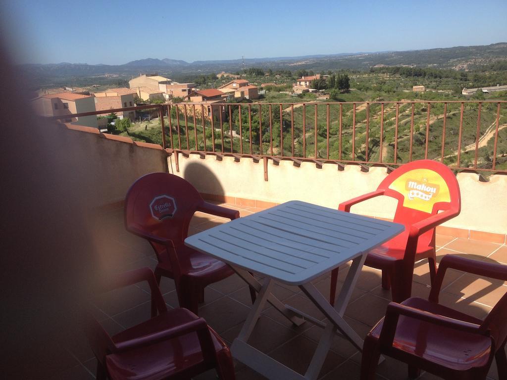 Apartaments La Fabrica Horta de Sant Joan Pokoj fotografie