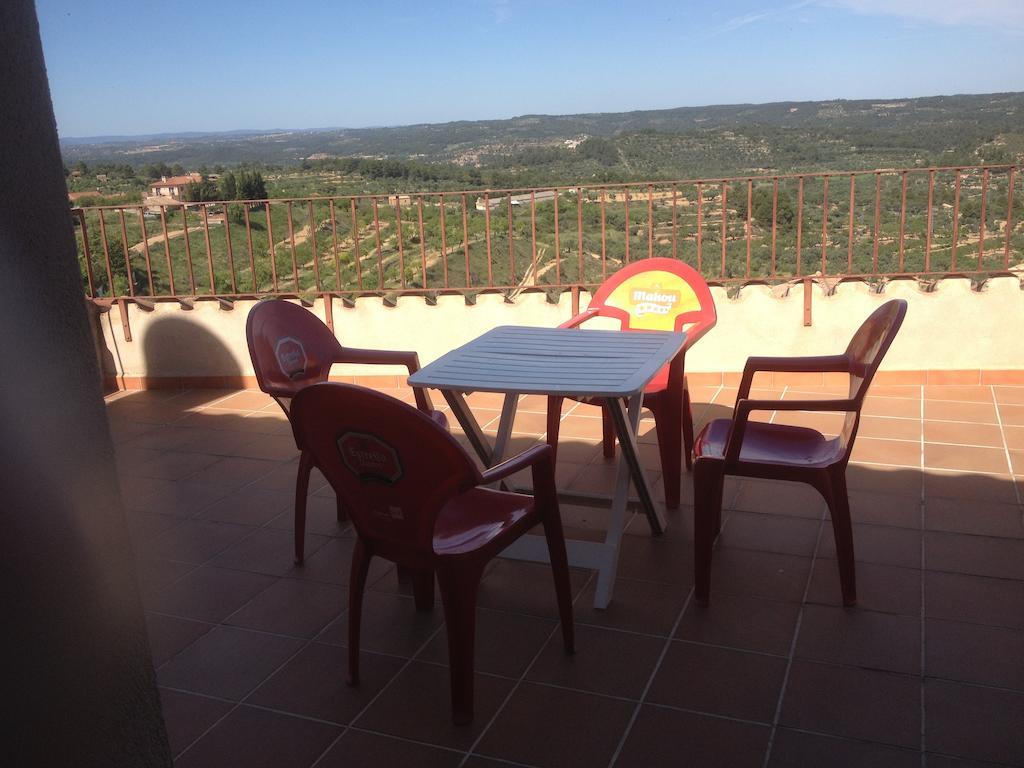 Apartaments La Fabrica Horta de Sant Joan Pokoj fotografie