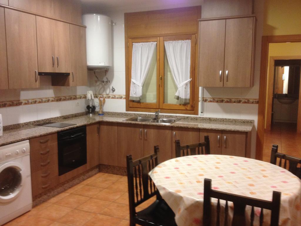 Apartaments La Fabrica Horta de Sant Joan Pokoj fotografie