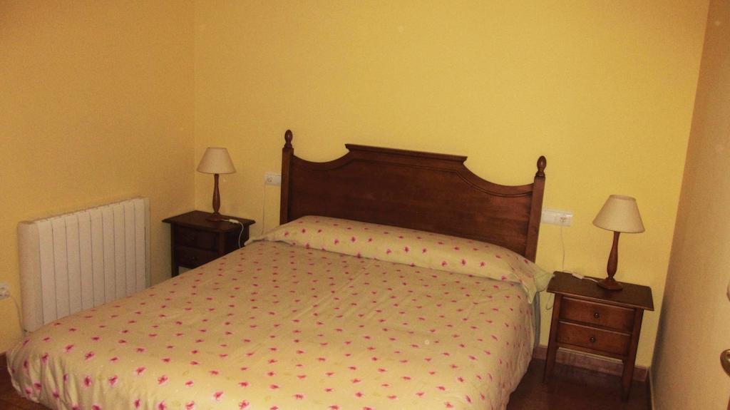 Apartaments La Fabrica Horta de Sant Joan Pokoj fotografie