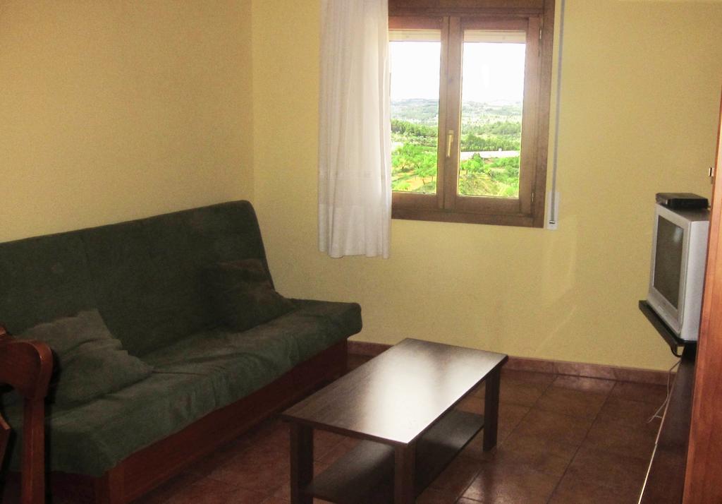 Apartaments La Fabrica Horta de Sant Joan Pokoj fotografie