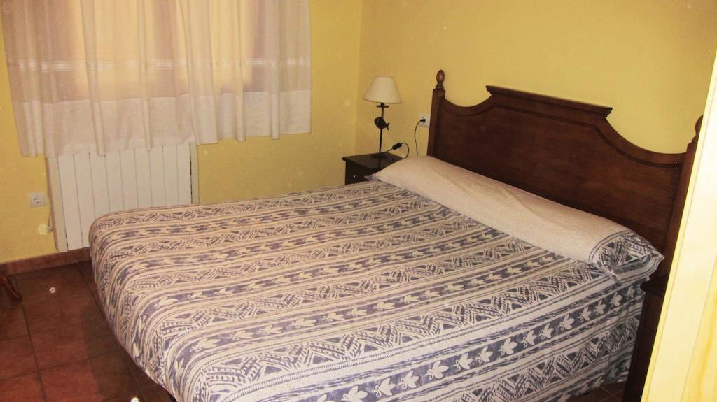 Apartaments La Fabrica Horta de Sant Joan Pokoj fotografie