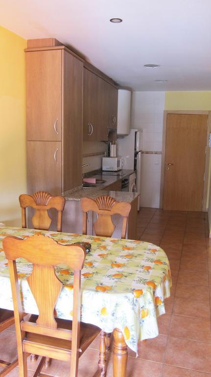 Apartaments La Fabrica Horta de Sant Joan Pokoj fotografie